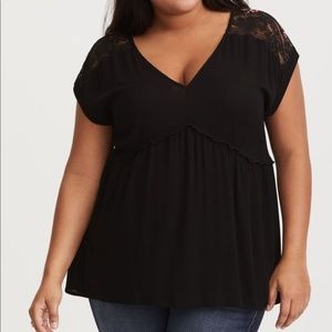NWOT TORRID BLACK EMBROIDERED LACE BABYDOLL TOP